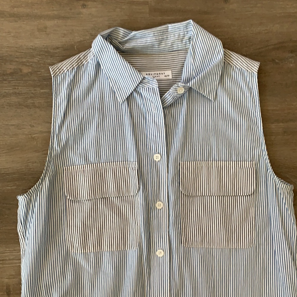 Equipment Collared Top - Picture 2 of 3